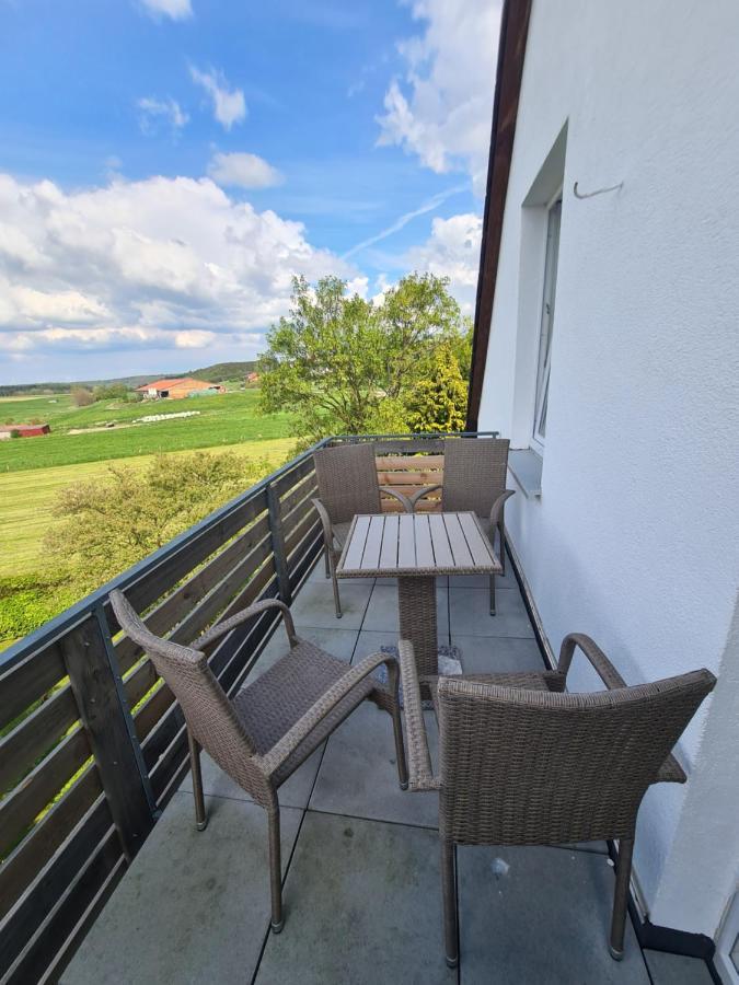 Pilgrims "Rosalie" Grosse Fewo Mit 3 Schlafzimmern, 1Bad, 2 Wc, Balkon, Fast Internet Brilon Exterior photo